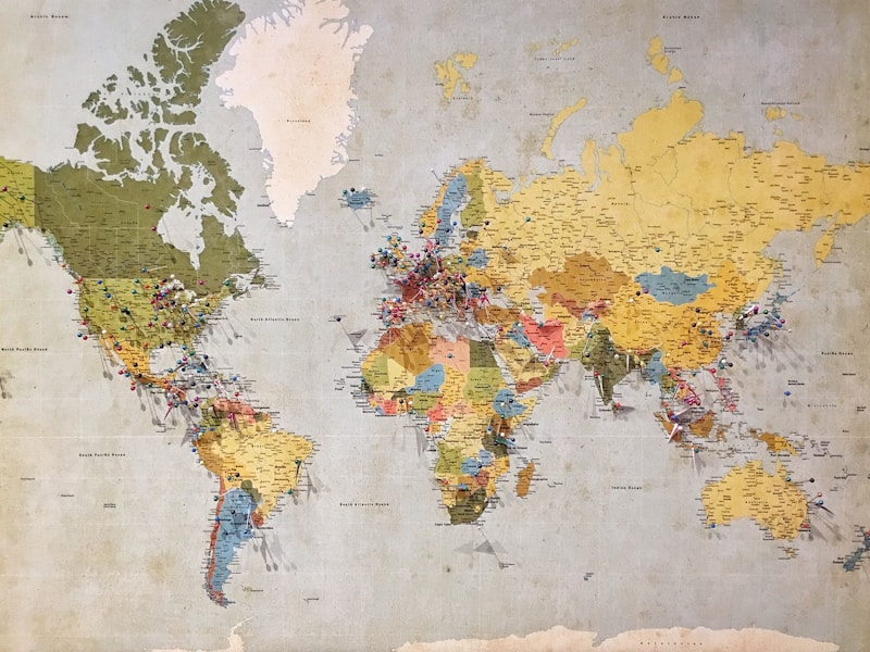 Maps and geospatial location intelligence